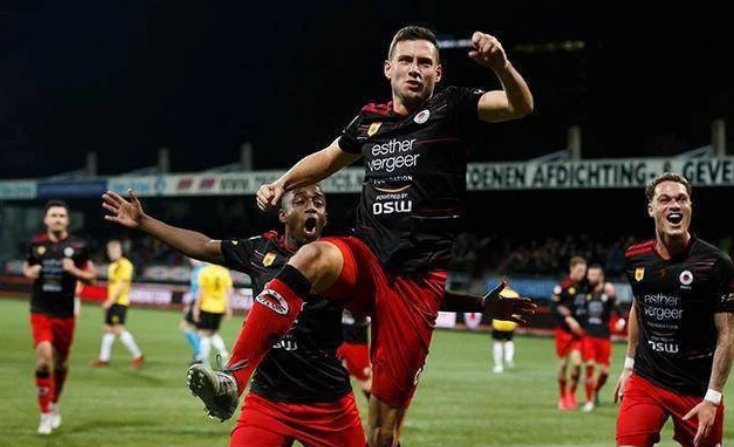 端建立起坚 端建立起坚